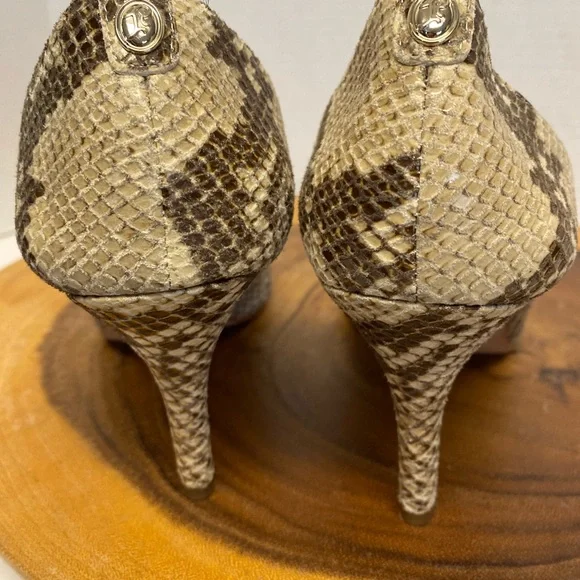 Ivanka Trump Snakeskin Peep Toe Leather Heels - Picture 6 of 8